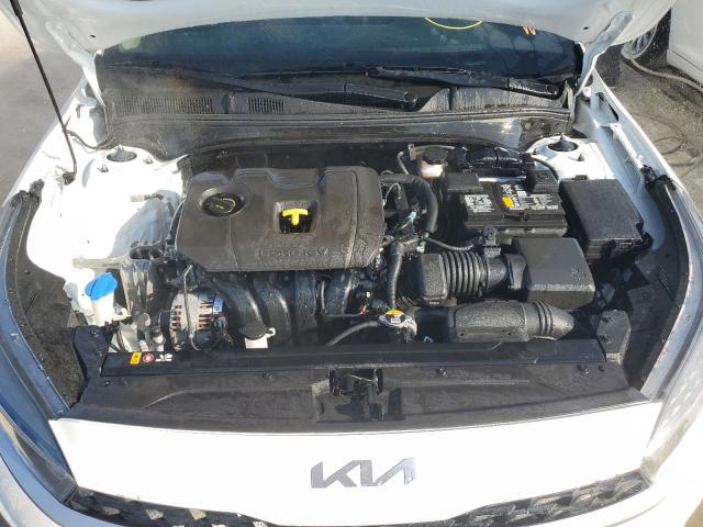 Photo 10 VIN: 3KPF24AD7PE634467 - KIA FORTE LX 