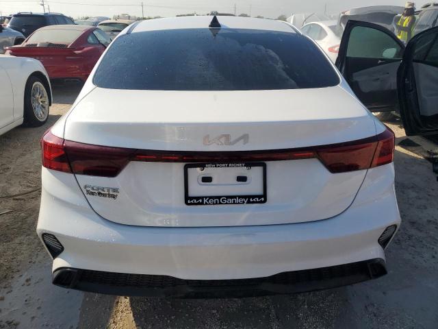 Photo 5 VIN: 3KPF24AD7PE634467 - KIA FORTE LX 