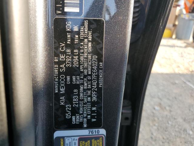 Photo 11 VIN: 3KPF24AD7PE640270 - KIA FORTE LX 