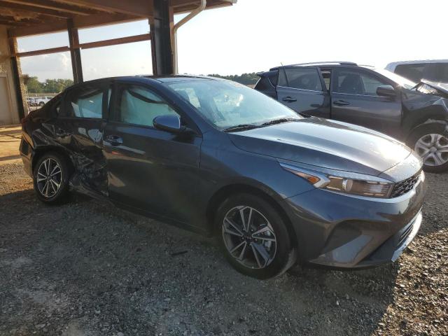 Photo 3 VIN: 3KPF24AD7PE640270 - KIA FORTE LX 