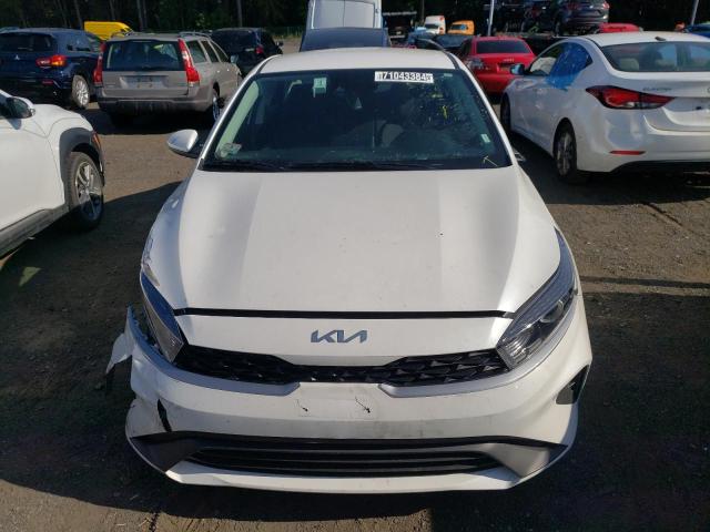 Photo 4 VIN: 3KPF24AD7PE646053 - KIA FORTE LX 