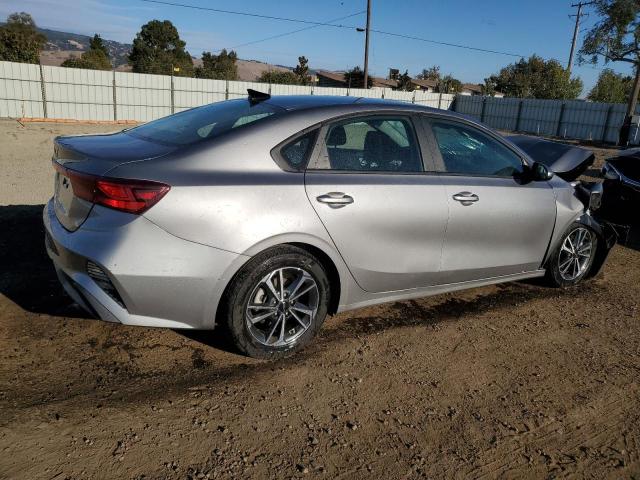 Photo 2 VIN: 3KPF24AD7PE647655 - KIA FORTE LX 