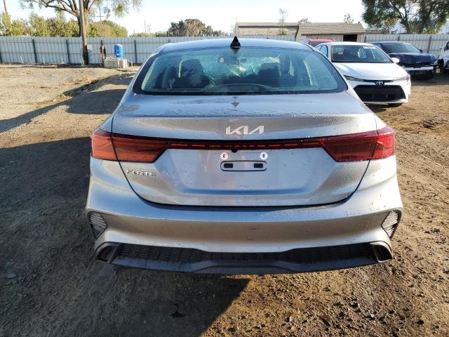 Photo 5 VIN: 3KPF24AD7PE647655 - KIA FORTE LX 