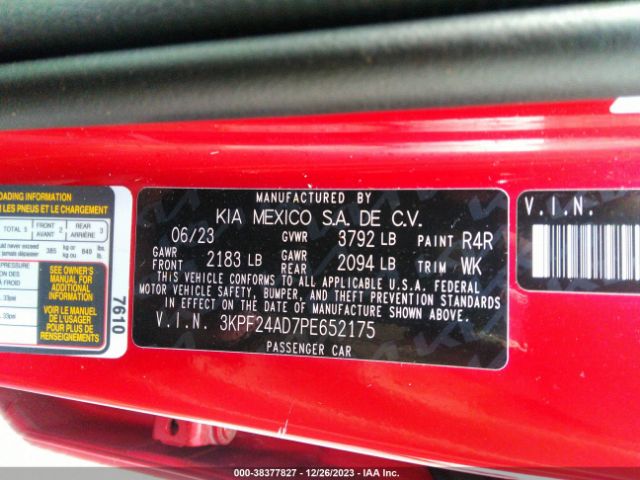 Photo 8 VIN: 3KPF24AD7PE652175 - KIA FORTE 