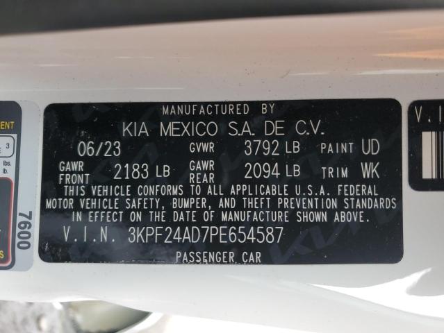 Photo 11 VIN: 3KPF24AD7PE654587 - KIA FORTE 