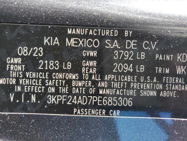 Photo 11 VIN: 3KPF24AD7PE685306 - KIA FORTE 