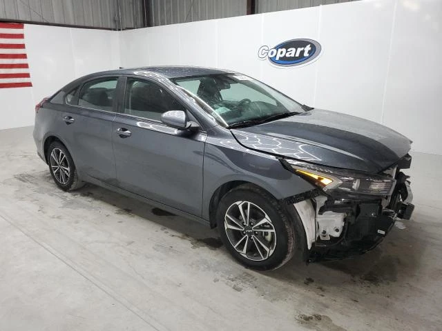 Photo 3 VIN: 3KPF24AD7RE698351 - KIA FORTE LX 