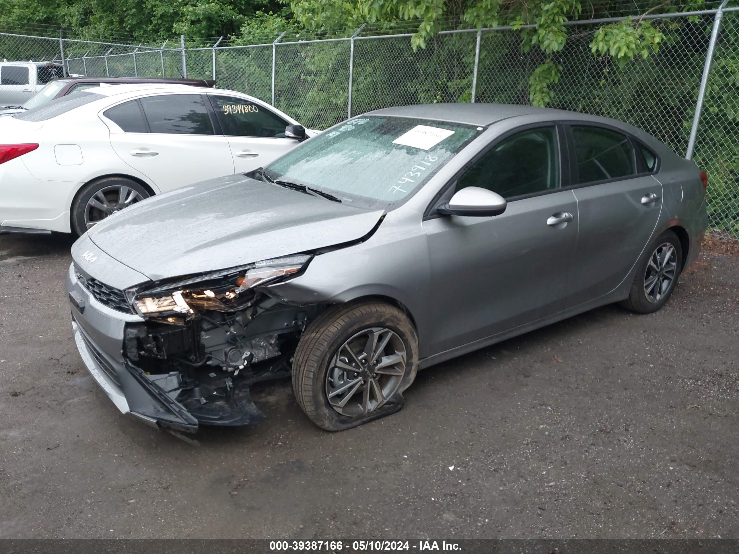 Photo 1 VIN: 3KPF24AD7RE743918 - KIA FORTE 