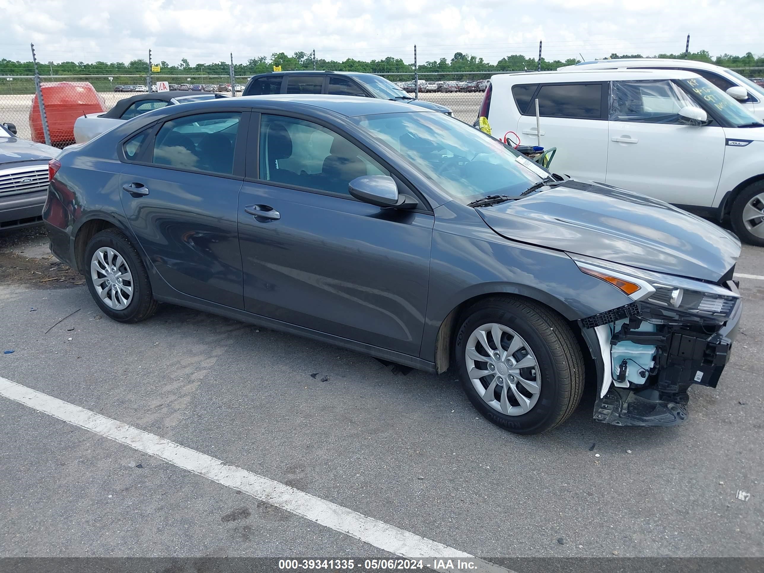 Photo 13 VIN: 3KPF24AD7RE752893 - KIA FORTE 