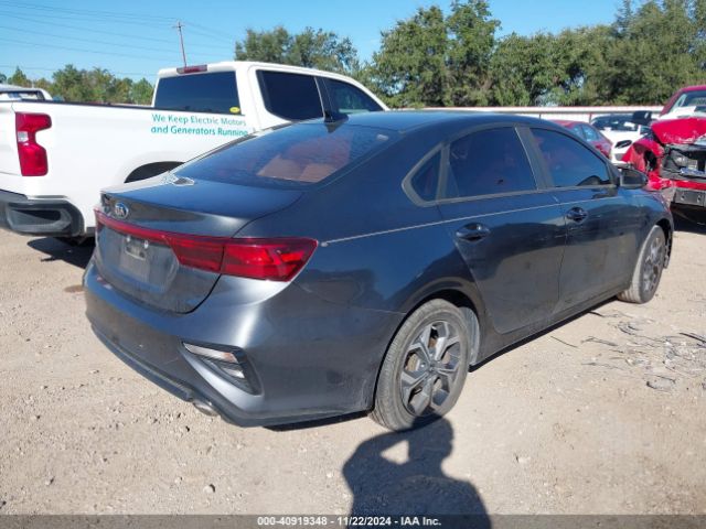 Photo 3 VIN: 3KPF24AD8KE006393 - KIA FORTE 