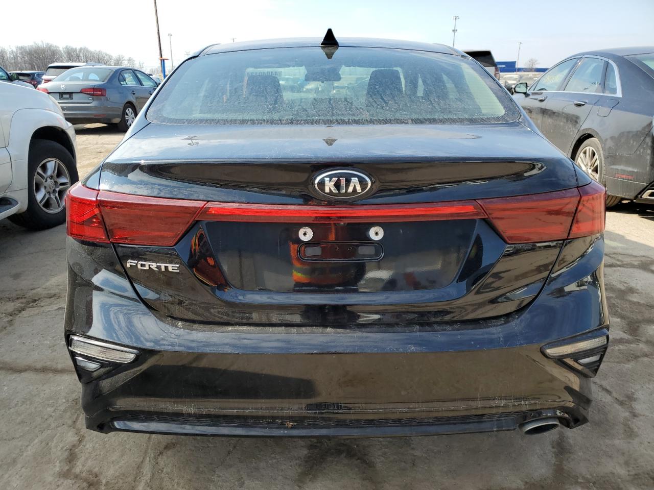 Photo 5 VIN: 3KPF24AD8KE066299 - KIA FORTE 