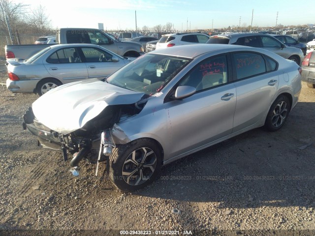 Photo 1 VIN: 3KPF24AD8KE069428 - KIA FORTE 