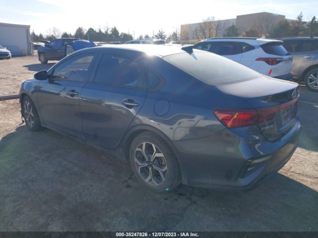 Photo 2 VIN: 3KPF24AD8KE077674 - KIA FORTE 