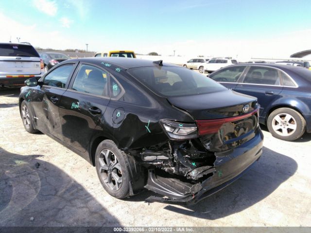 Photo 2 VIN: 3KPF24AD8KE092739 - KIA FORTE 