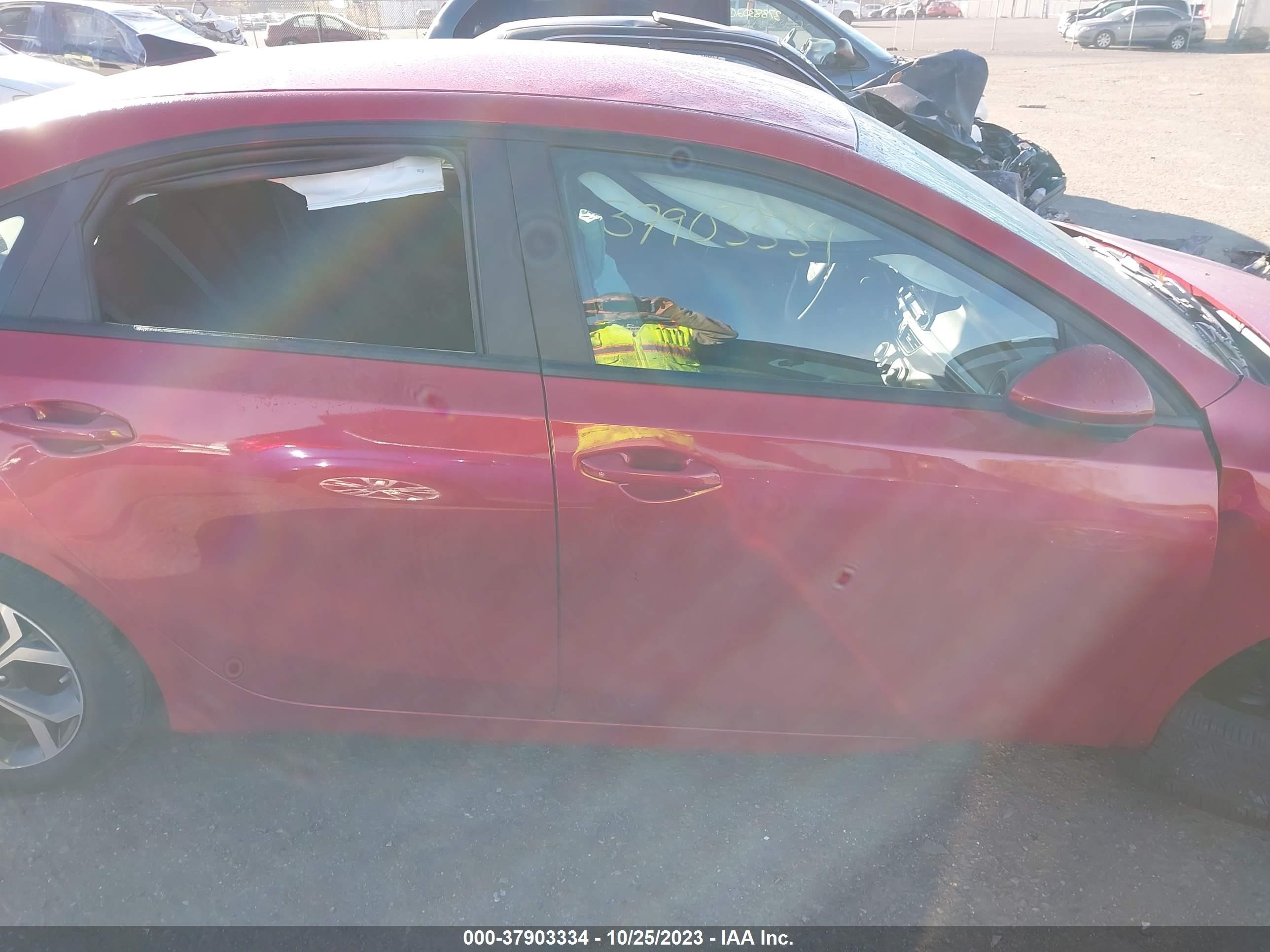 Photo 12 VIN: 3KPF24AD8LE247985 - KIA FORTE 