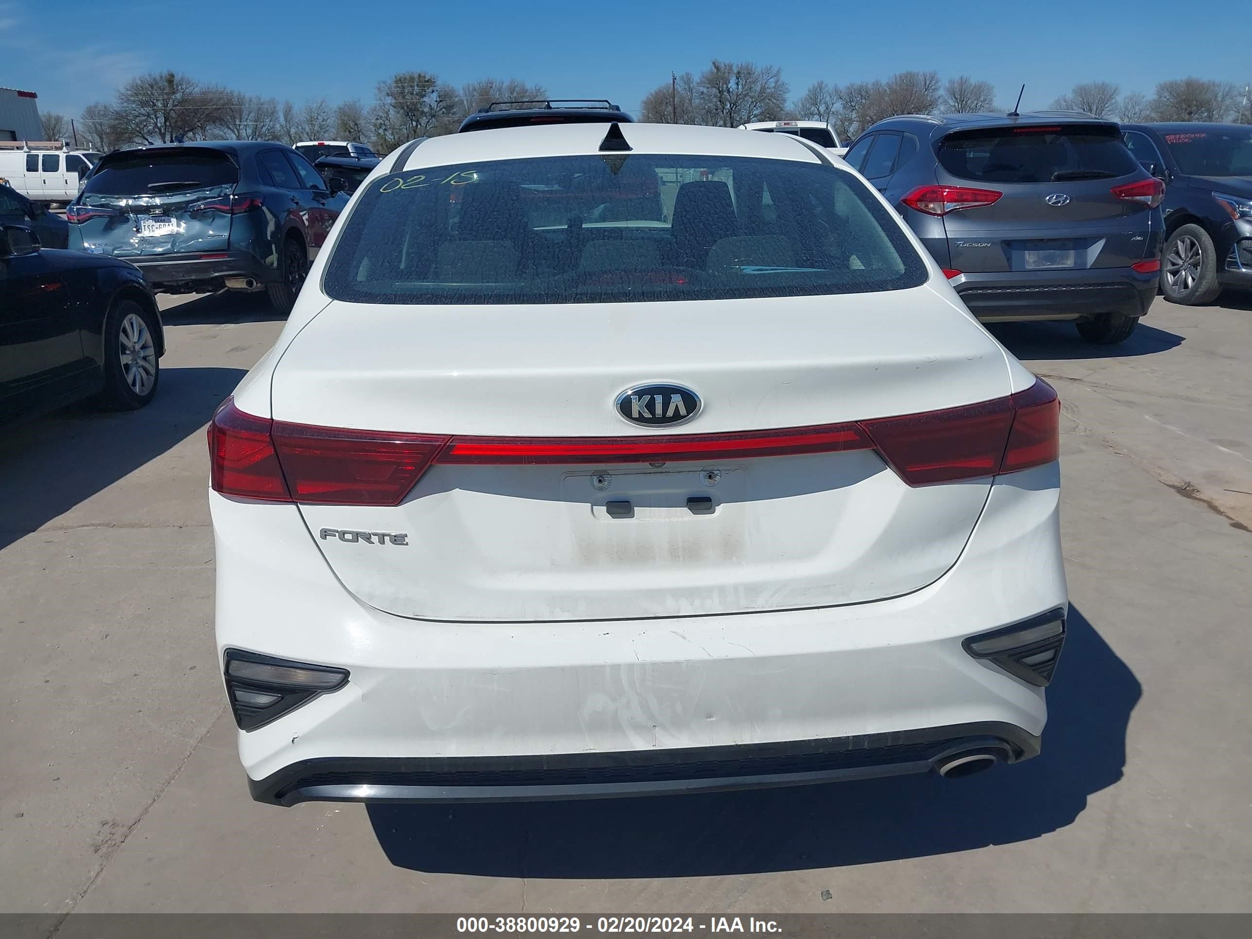 Photo 16 VIN: 3KPF24AD8ME262911 - KIA FORTE 