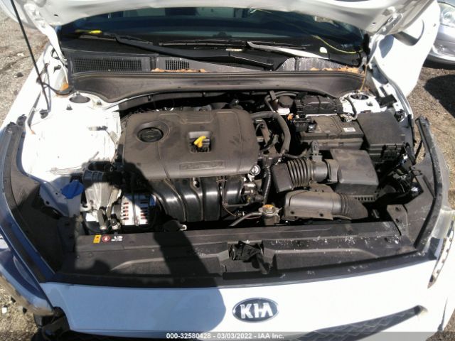 Photo 9 VIN: 3KPF24AD8ME266621 - KIA FORTE 