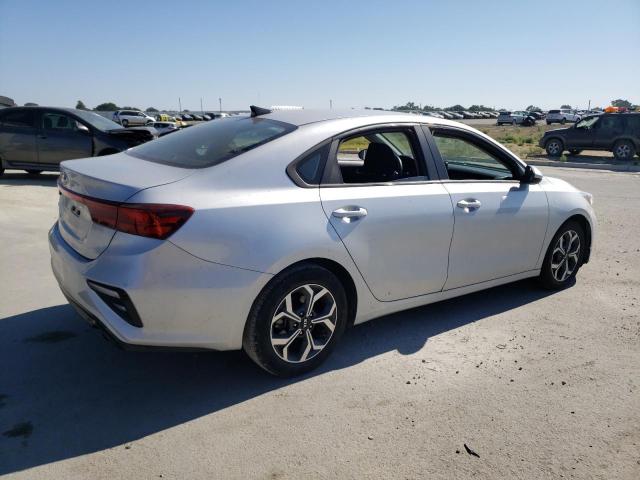 Photo 2 VIN: 3KPF24AD8ME272127 - KIA FORTE FE 