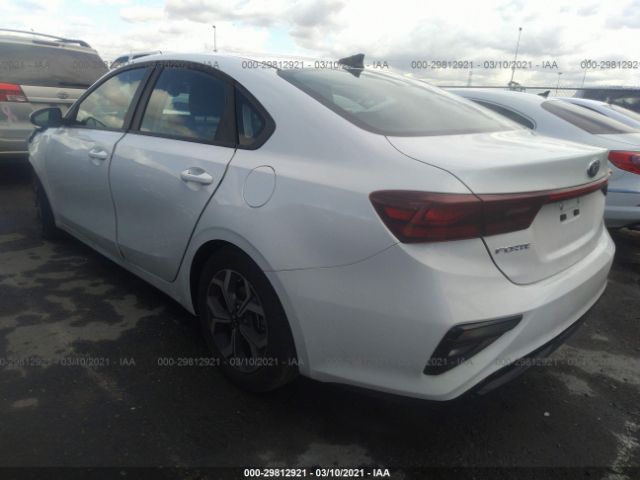 Photo 2 VIN: 3KPF24AD8ME289428 - KIA FORTE 