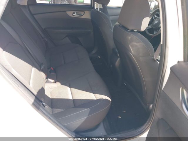 Photo 7 VIN: 3KPF24AD8ME290868 - KIA FORTE 