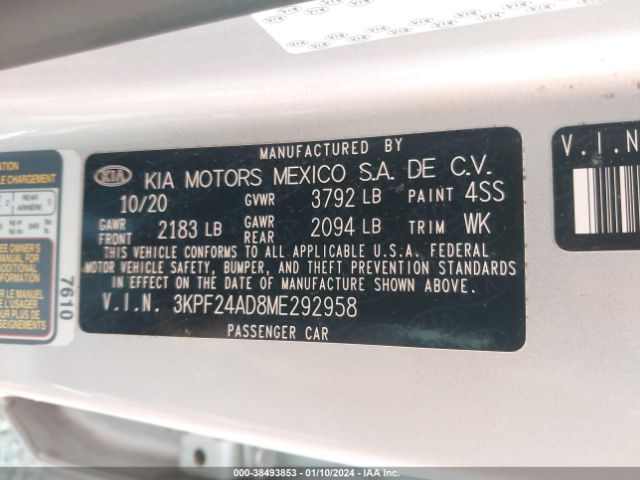 Photo 8 VIN: 3KPF24AD8ME292958 - KIA FORTE 