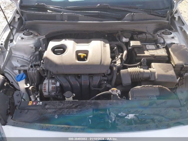 Photo 9 VIN: 3KPF24AD8ME292958 - KIA FORTE 