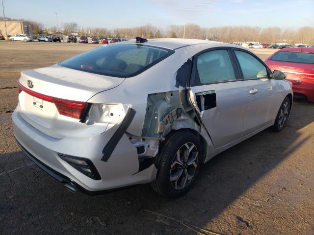 Photo 3 VIN: 3KPF24AD8ME295326 - KIA FORTE FE 