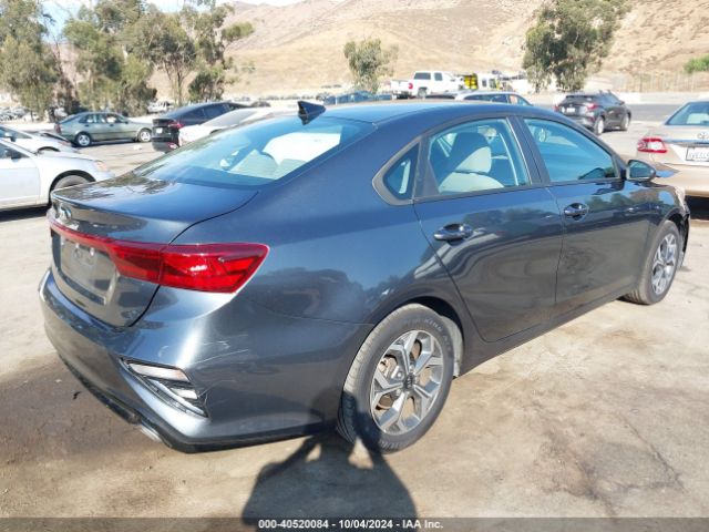 Photo 3 VIN: 3KPF24AD8ME295519 - KIA FORTE 