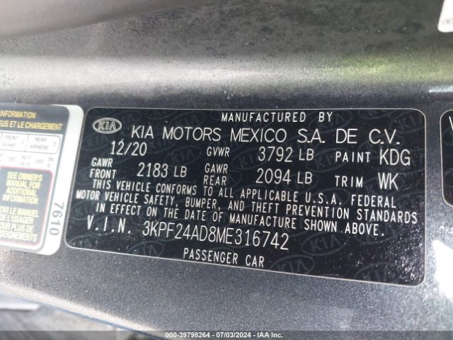 Photo 8 VIN: 3KPF24AD8ME316742 - KIA FORTE 