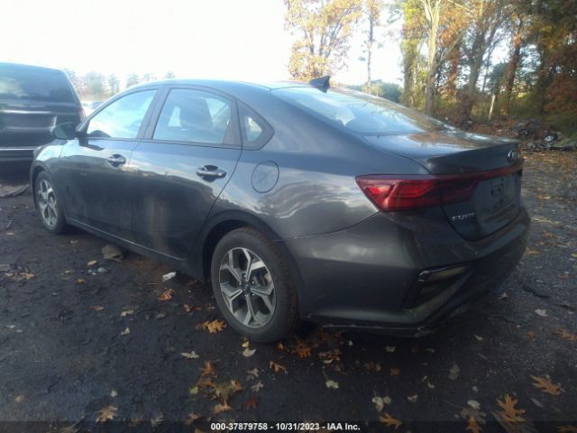 Photo 2 VIN: 3KPF24AD8ME318247 - KIA FORTE 