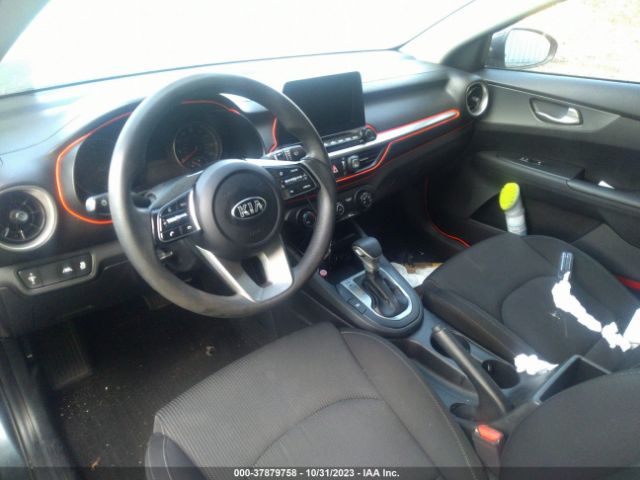 Photo 4 VIN: 3KPF24AD8ME318247 - KIA FORTE 