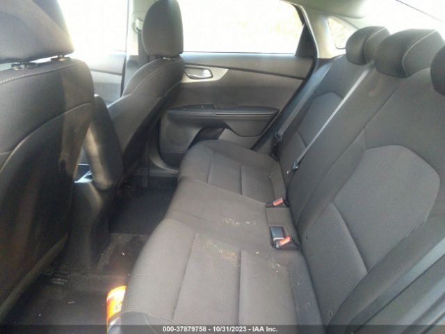 Photo 7 VIN: 3KPF24AD8ME318247 - KIA FORTE 