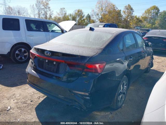 Photo 3 VIN: 3KPF24AD8ME324825 - KIA FORTE 