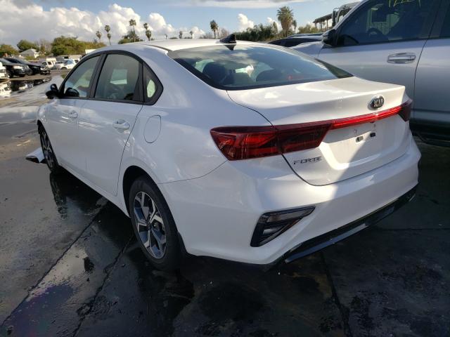 Photo 2 VIN: 3KPF24AD8ME330284 - KIA FORTE FE 