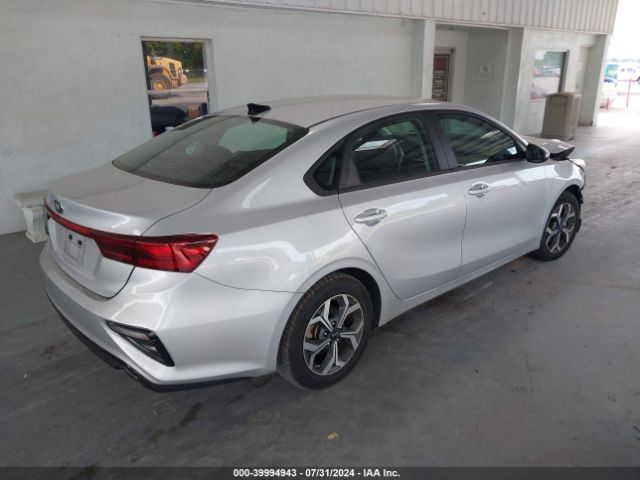 Photo 3 VIN: 3KPF24AD8ME333881 - KIA FORTE 