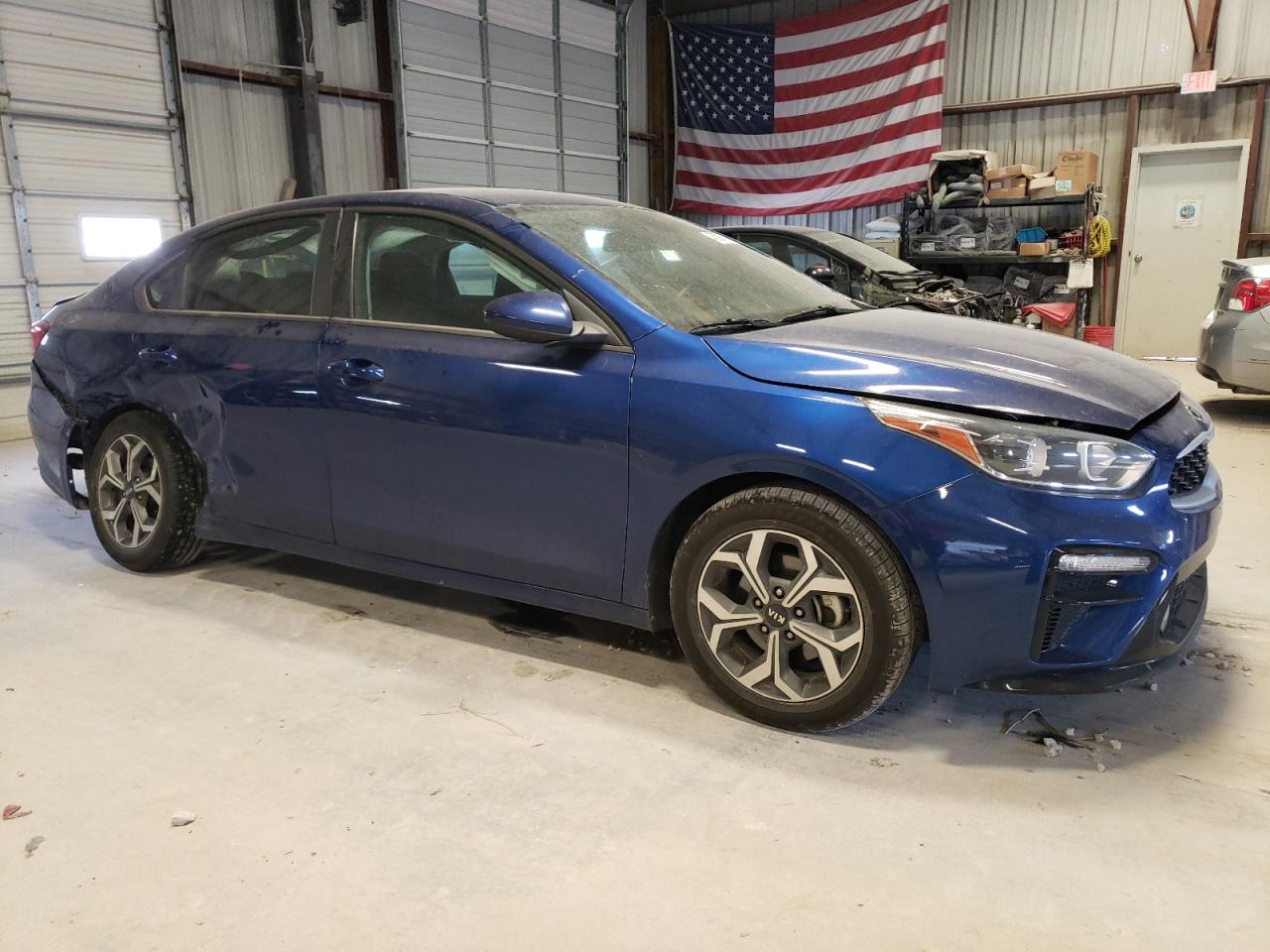 Photo 3 VIN: 3KPF24AD8ME347831 - KIA FORTE 