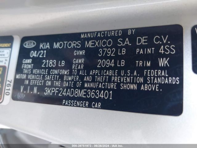 Photo 8 VIN: 3KPF24AD8ME363401 - KIA FORTE 