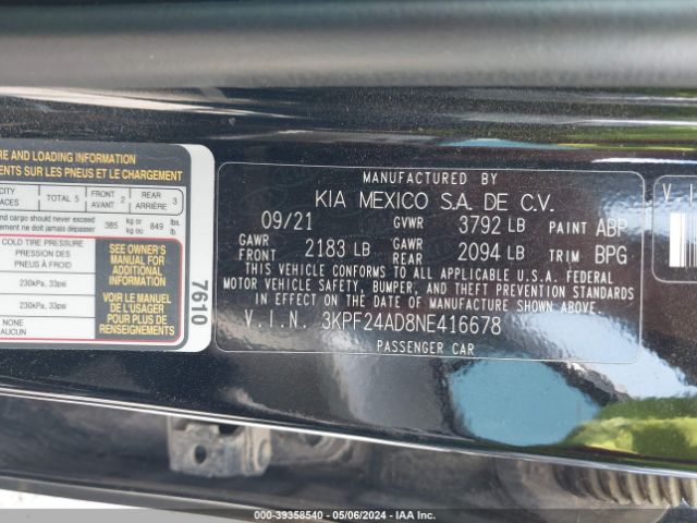 Photo 8 VIN: 3KPF24AD8NE416678 - KIA FORTE 