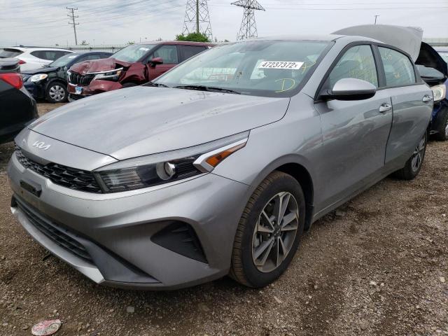 Photo 1 VIN: 3KPF24AD8NE427180 - KIA FORTE FE 