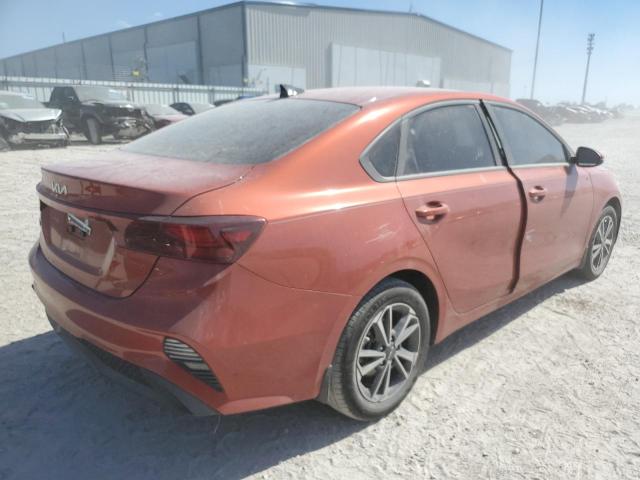 Photo 3 VIN: 3KPF24AD8NE438440 - KIA FORTE FE 