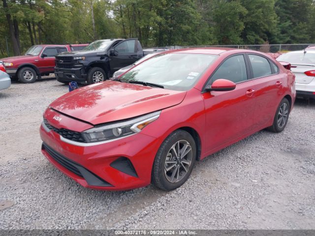 Photo 1 VIN: 3KPF24AD8NE450121 - KIA FORTE 