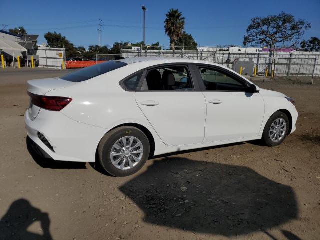 Photo 2 VIN: 3KPF24AD8NE462267 - KIA FORTE 