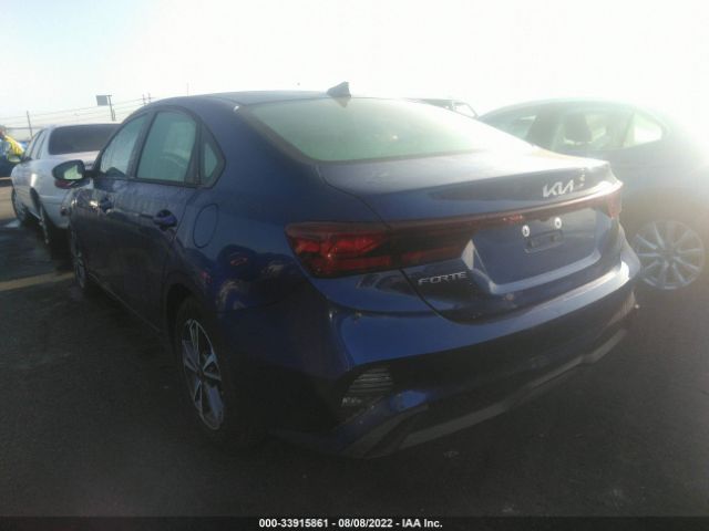 Photo 2 VIN: 3KPF24AD8NE464908 - KIA FORTE 