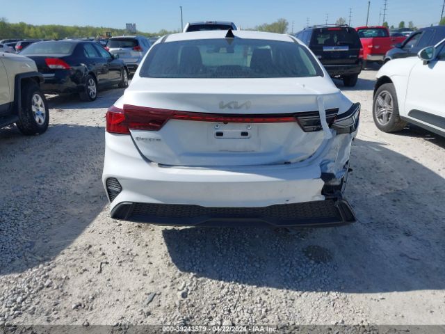 Photo 5 VIN: 3KPF24AD8NE466187 - KIA FORTE 