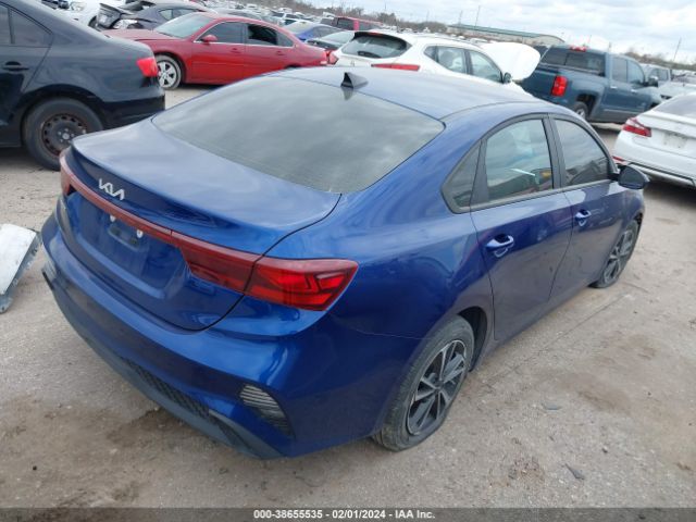 Photo 3 VIN: 3KPF24AD8NE492997 - KIA FORTE 