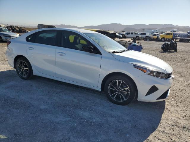 Photo 3 VIN: 3KPF24AD8PE537374 - KIA FORTE LX 