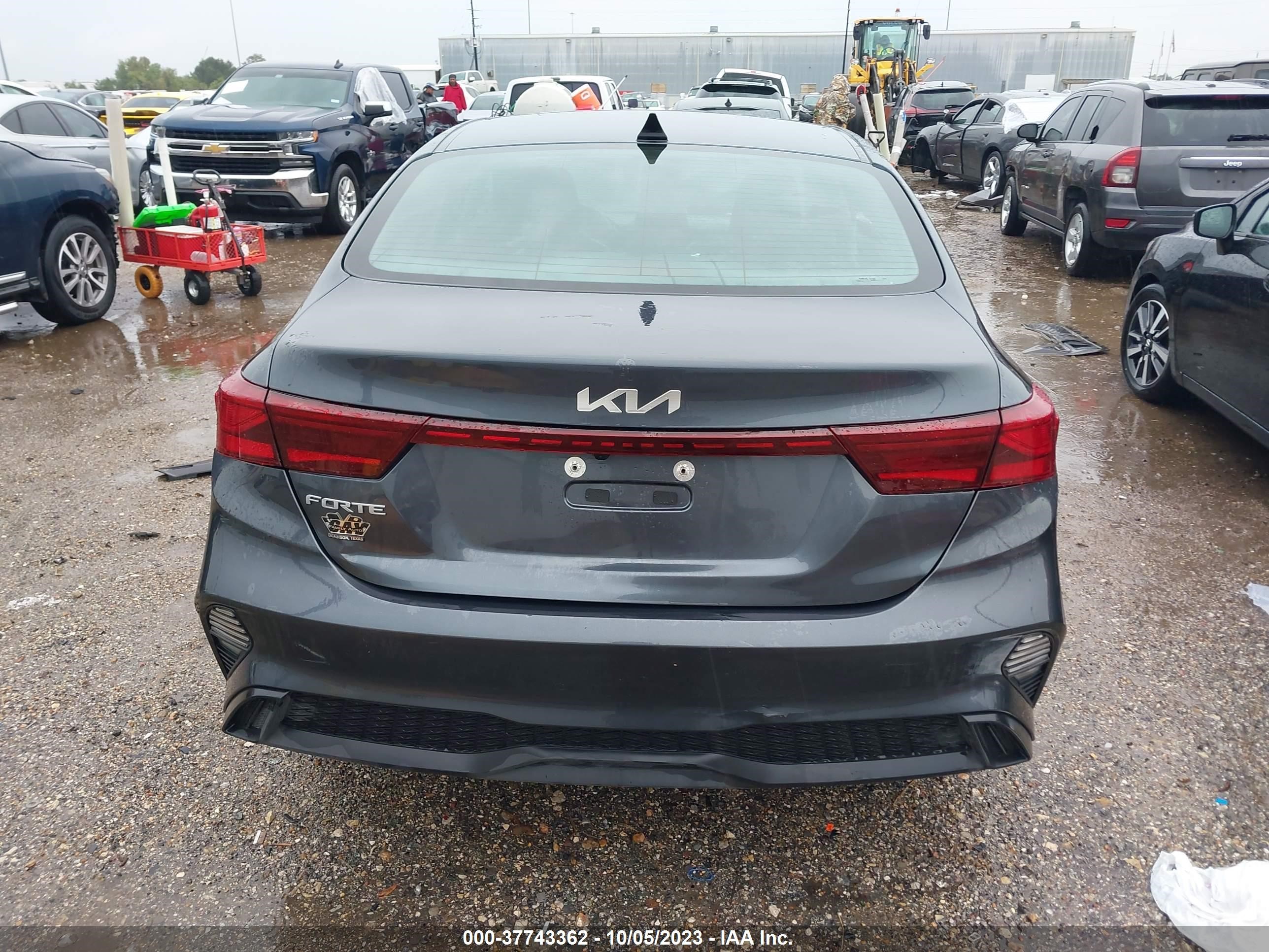 Photo 15 VIN: 3KPF24AD8PE566163 - KIA FORTE 