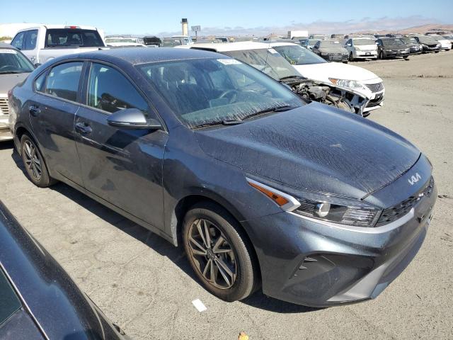 Photo 3 VIN: 3KPF24AD8PE575588 - KIA FORTE LX 