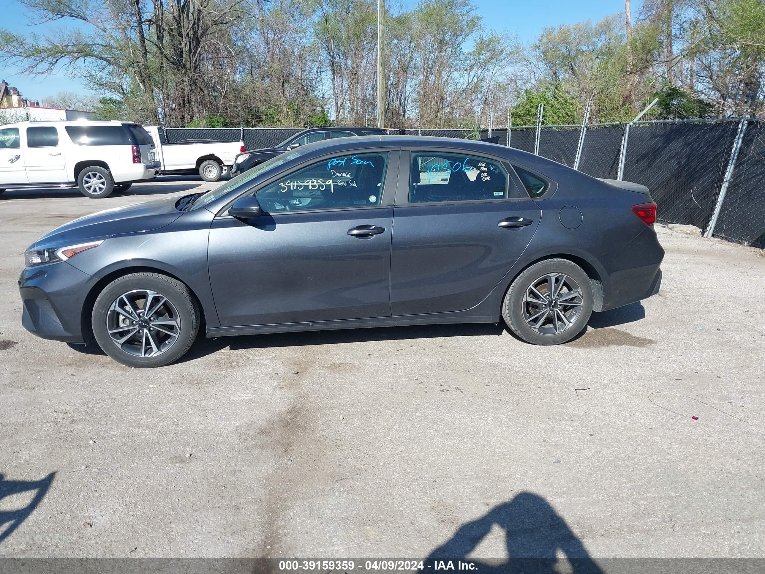 Photo 14 VIN: 3KPF24AD8PE577860 - KIA FORTE 