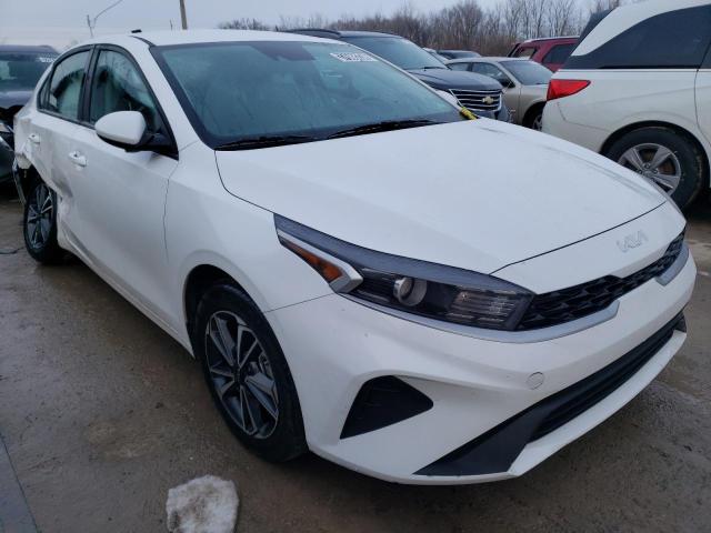 Photo 3 VIN: 3KPF24AD8PE585702 - KIA FORTE 